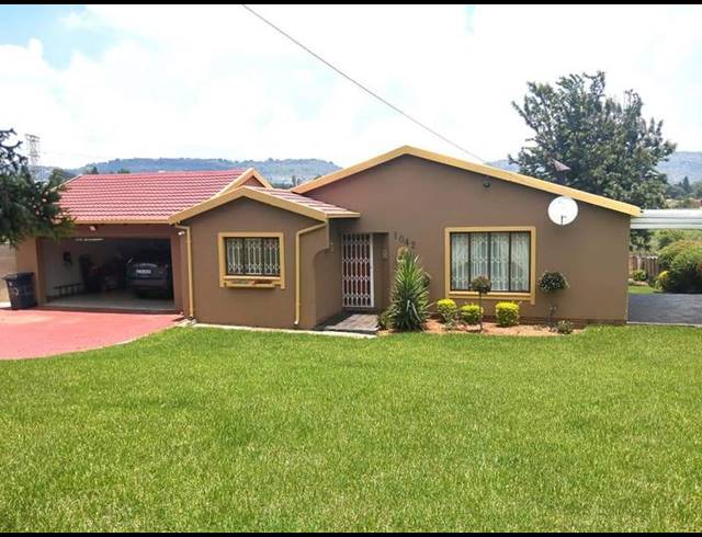 3 BEDROOM HOUSE FOR SALE IN STRUBENSVALLEI